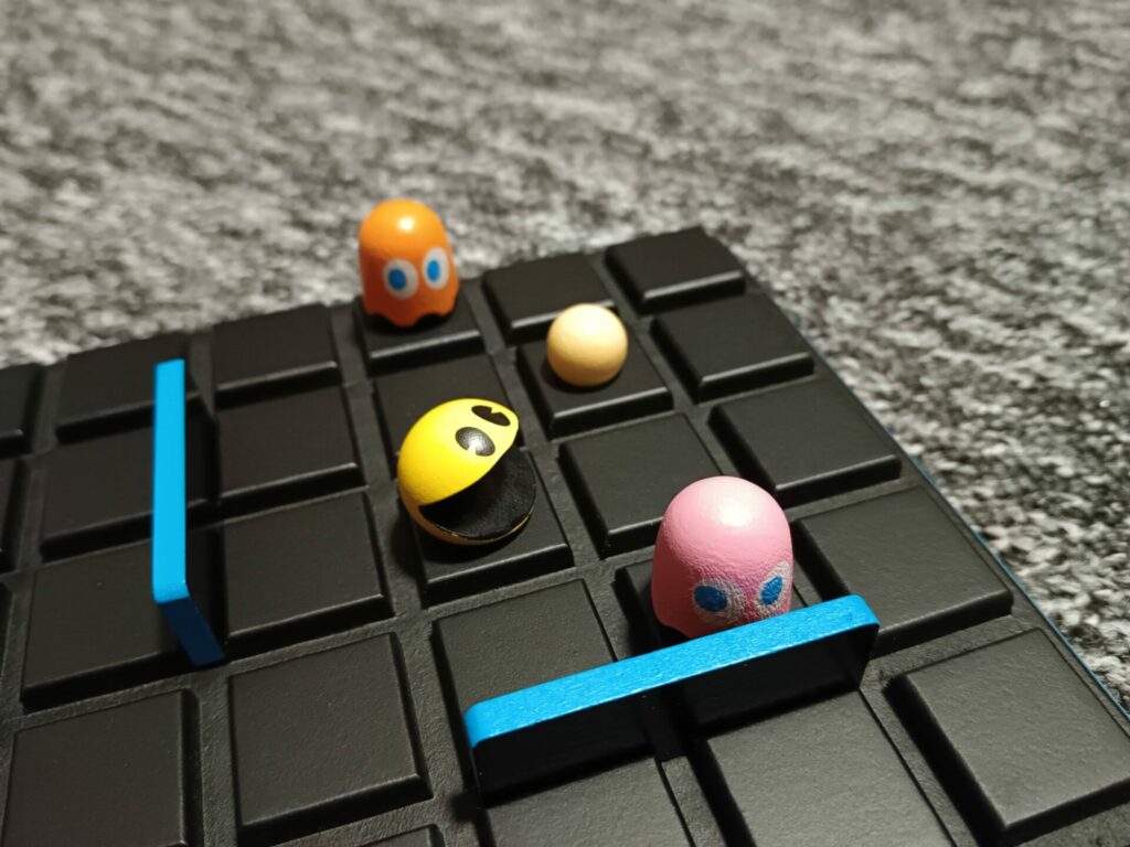 Quoridor PAC-MAN - PAC-MAN je oblíčen